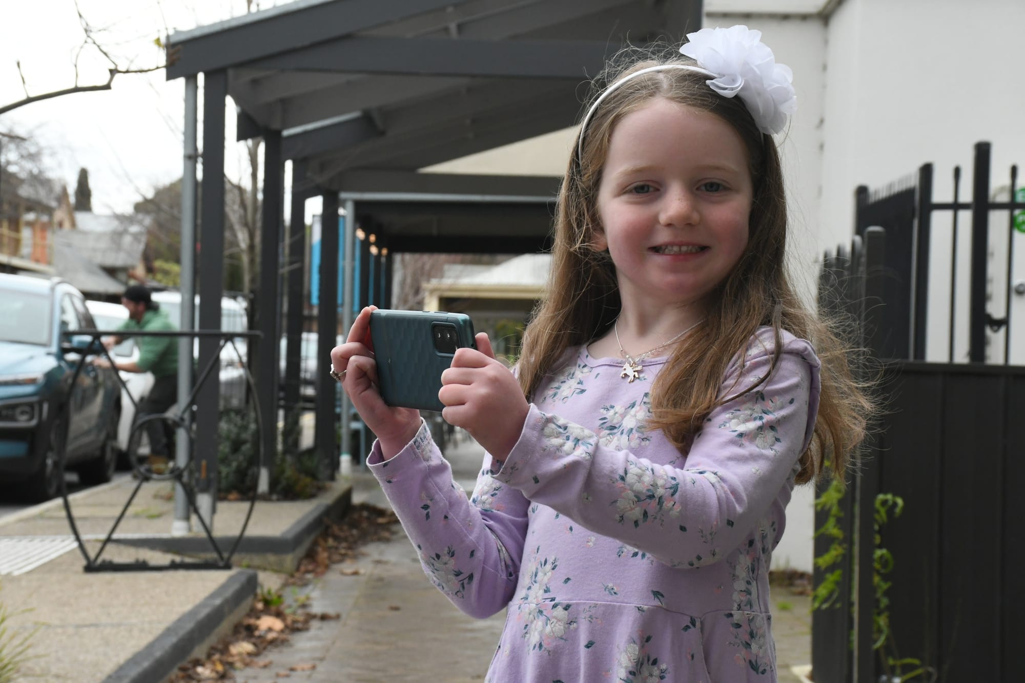 Five-year-old snaps up photography award