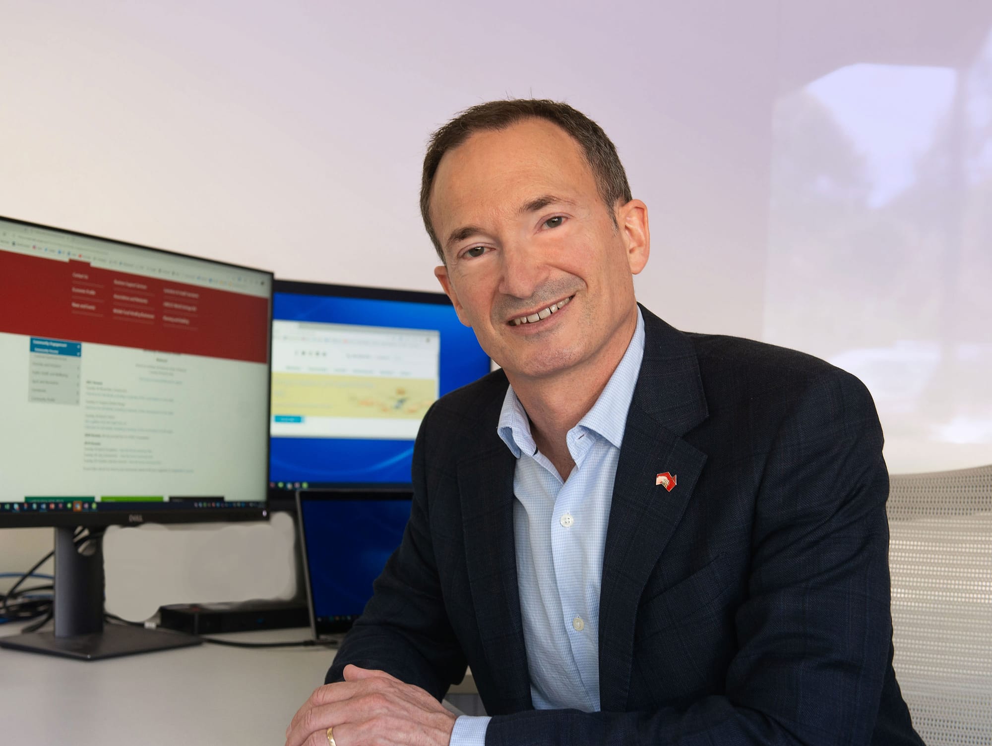 Adelaide Hills Council chief resigns