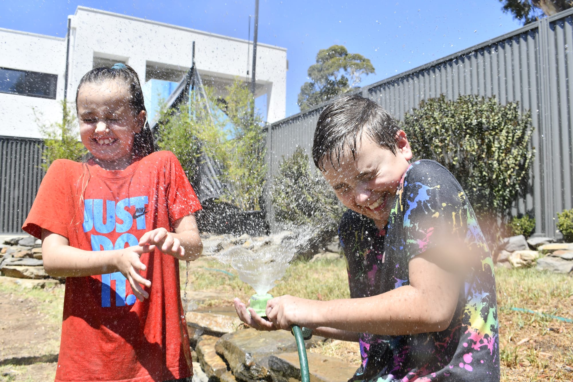 Mercury at a high as heatwave hits