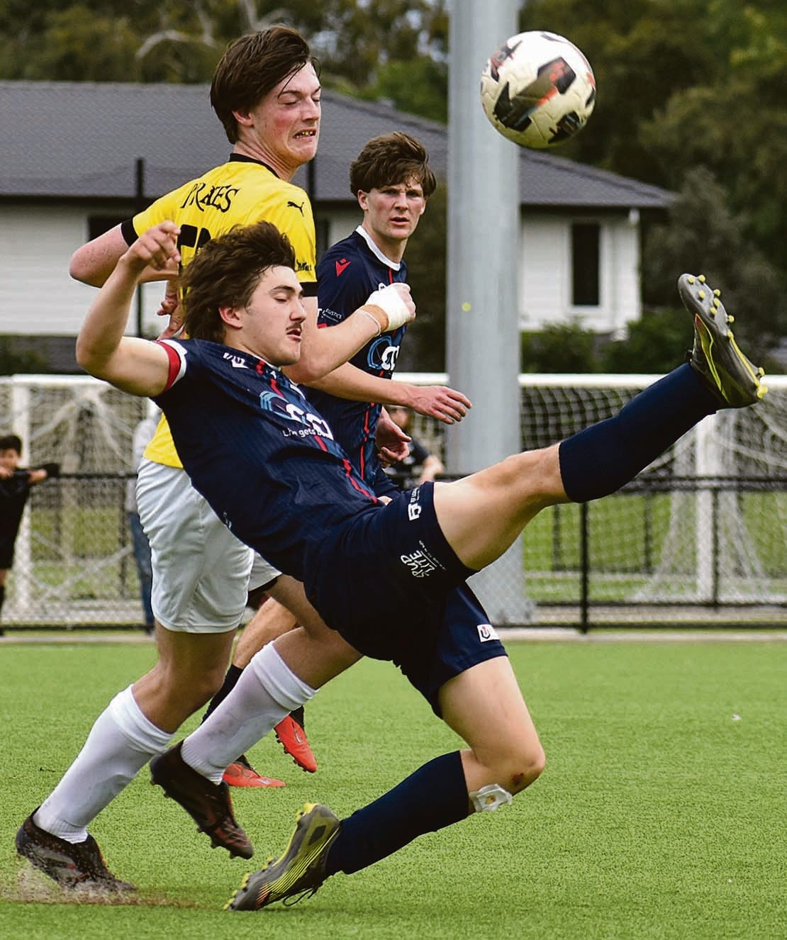 Title bid for young Hawks