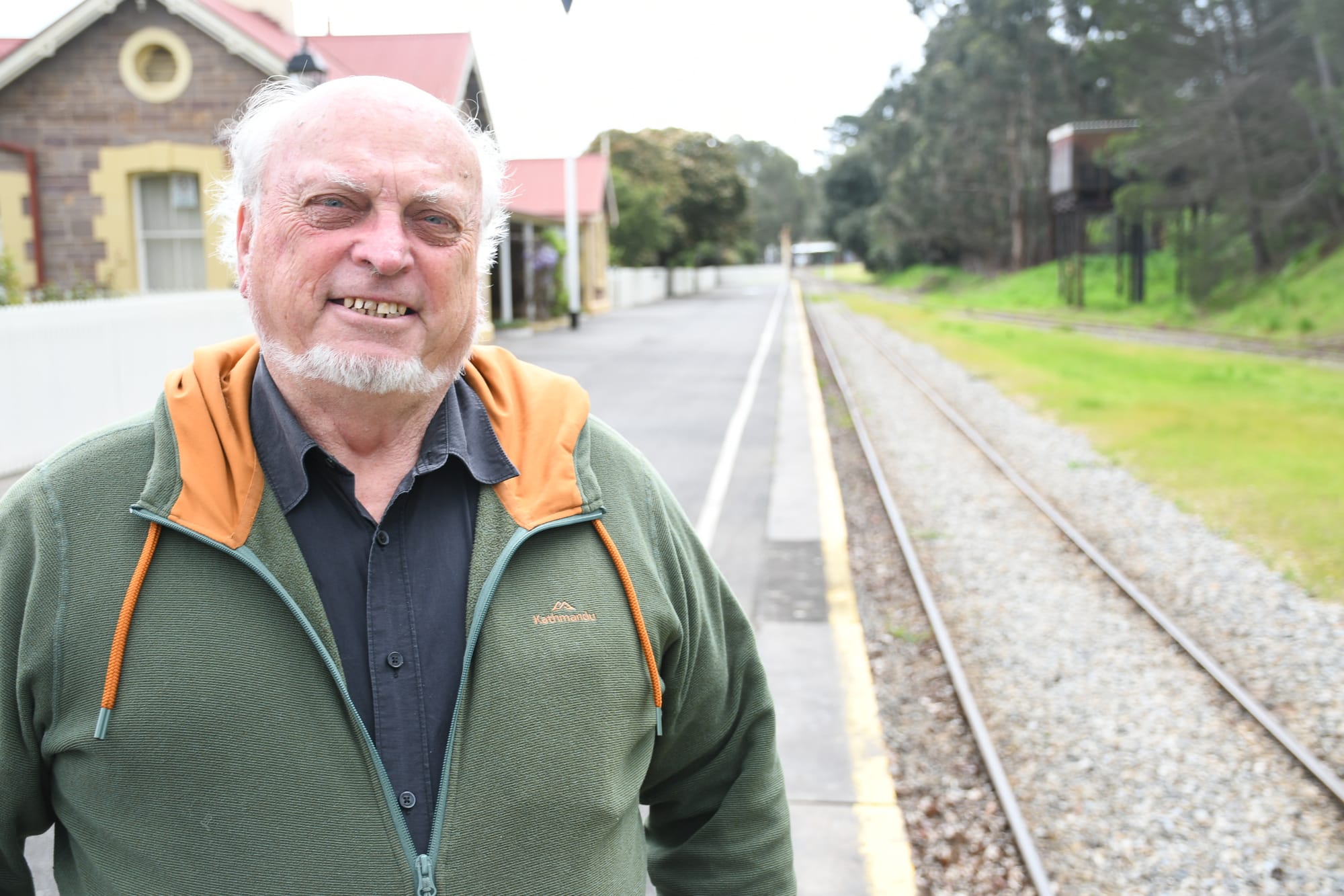 Experts say rail is a real solution