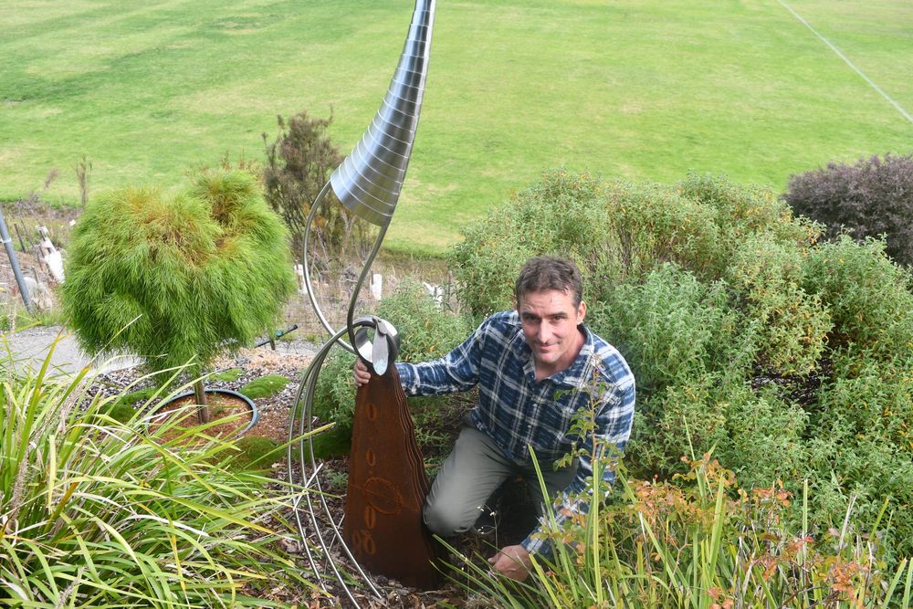 Sculpture to honor Hills soccer player post image