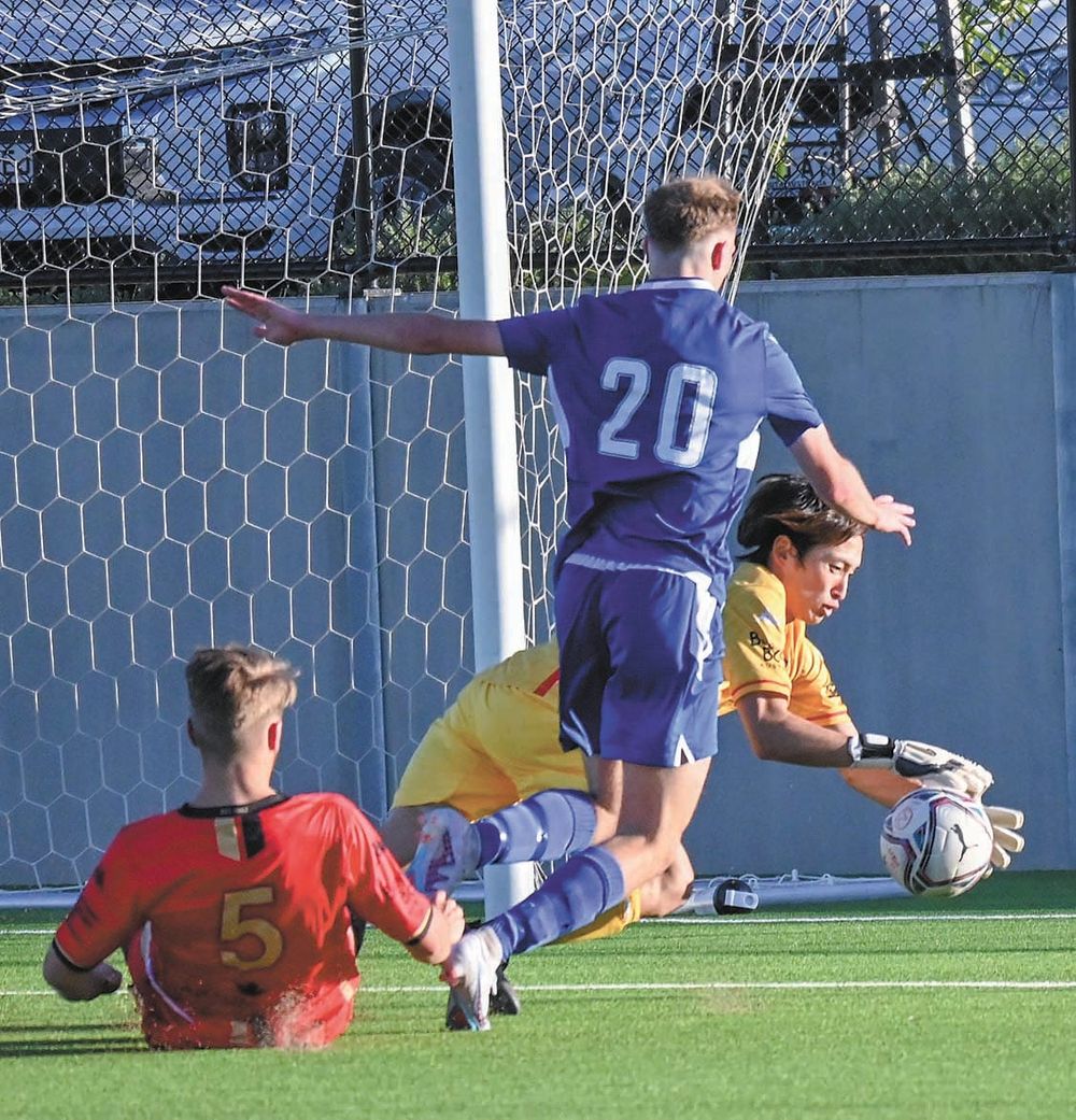 Barker rebound to win post image