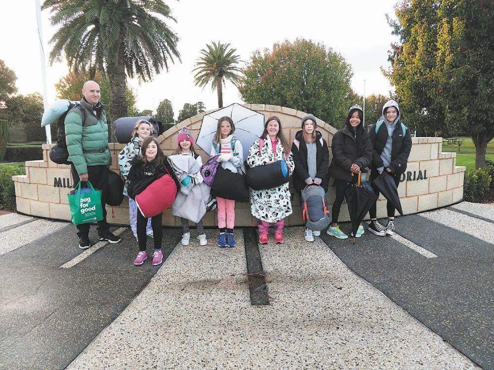 Milang students' project to support the homeless post image