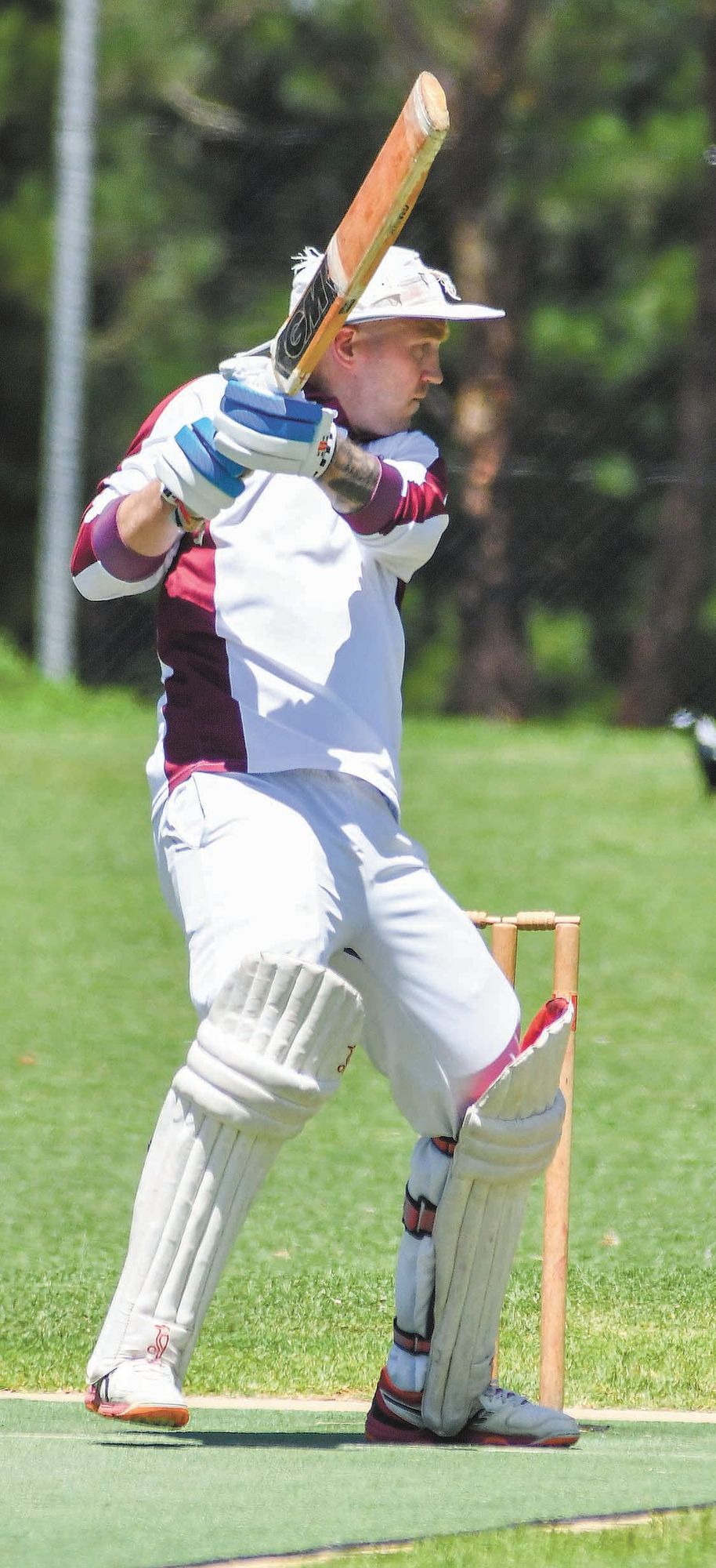 Draws highlight round post image