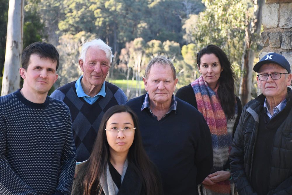 Residents oppose golf course hotel development post image