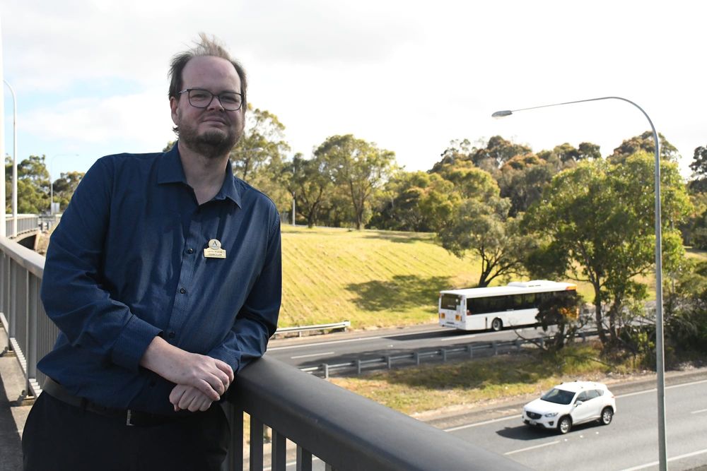 Call for rethink of noise mitigation policy along the freeway post image