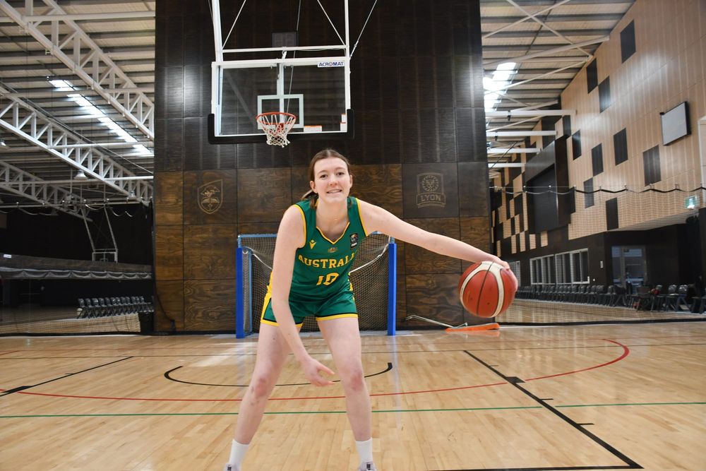 Hills basketballer goes for gold post image