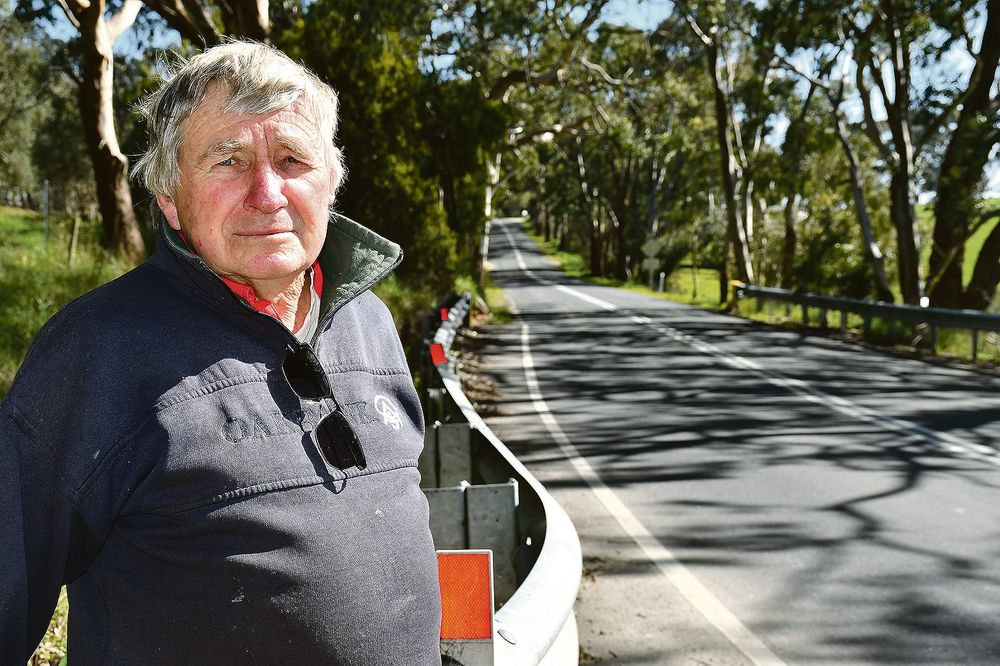 Drivers create risk by ignoring signs, lines post image
