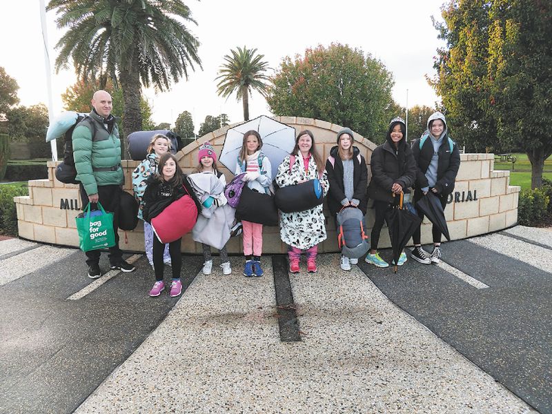 Milang students' project to support the homeless post image