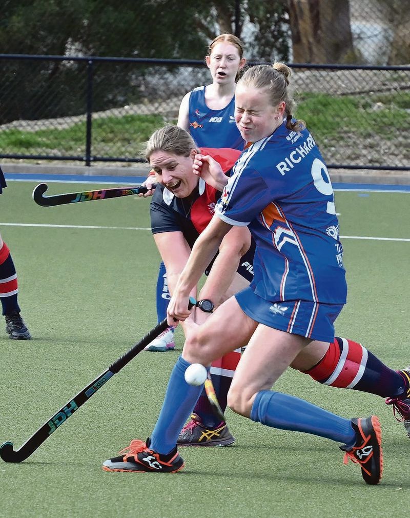 Hornets take hockey win post image