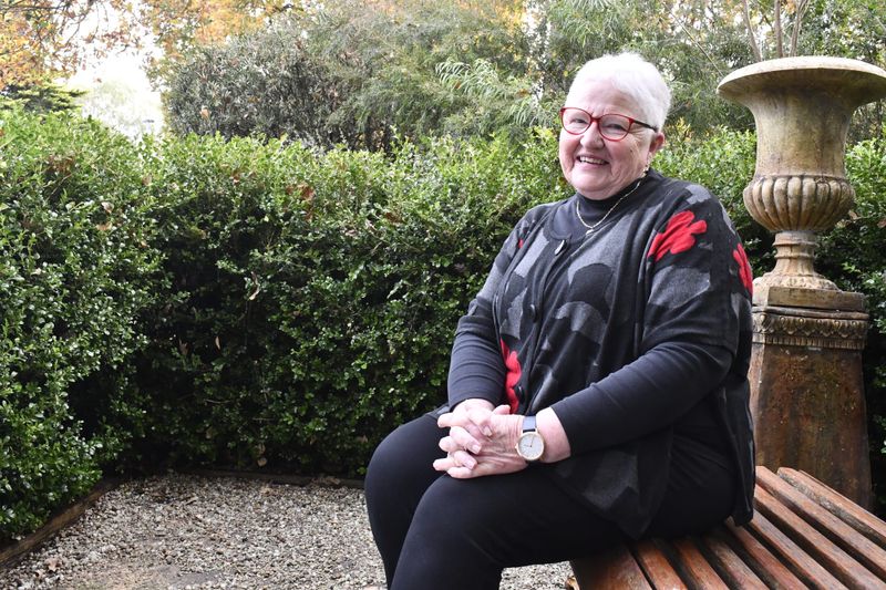 Robyn has a habit of lending a hand post image