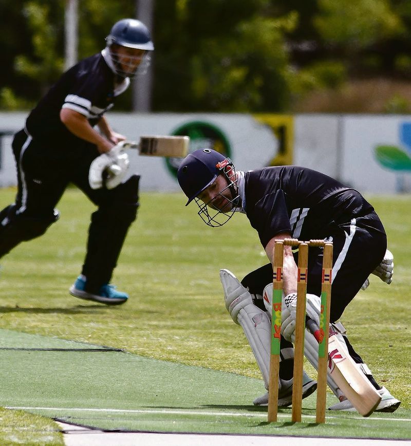 Pipers squeeze into finals post image