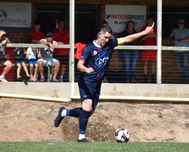 Hawks swoop in post image