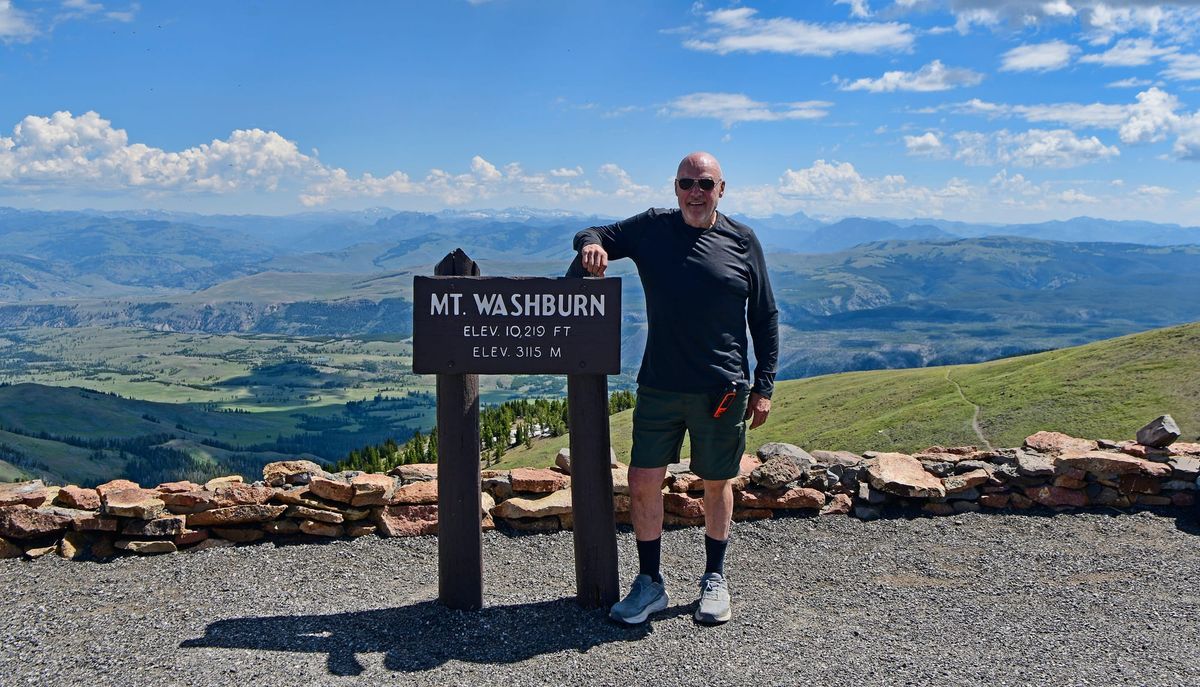 Hiking Mount Washburn