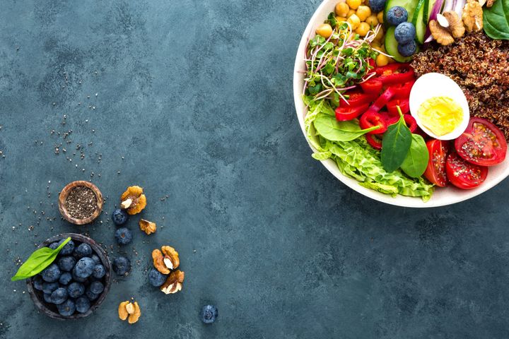 Fueling the Executive Engine: Nutrition and Hydration for Sustained Focus