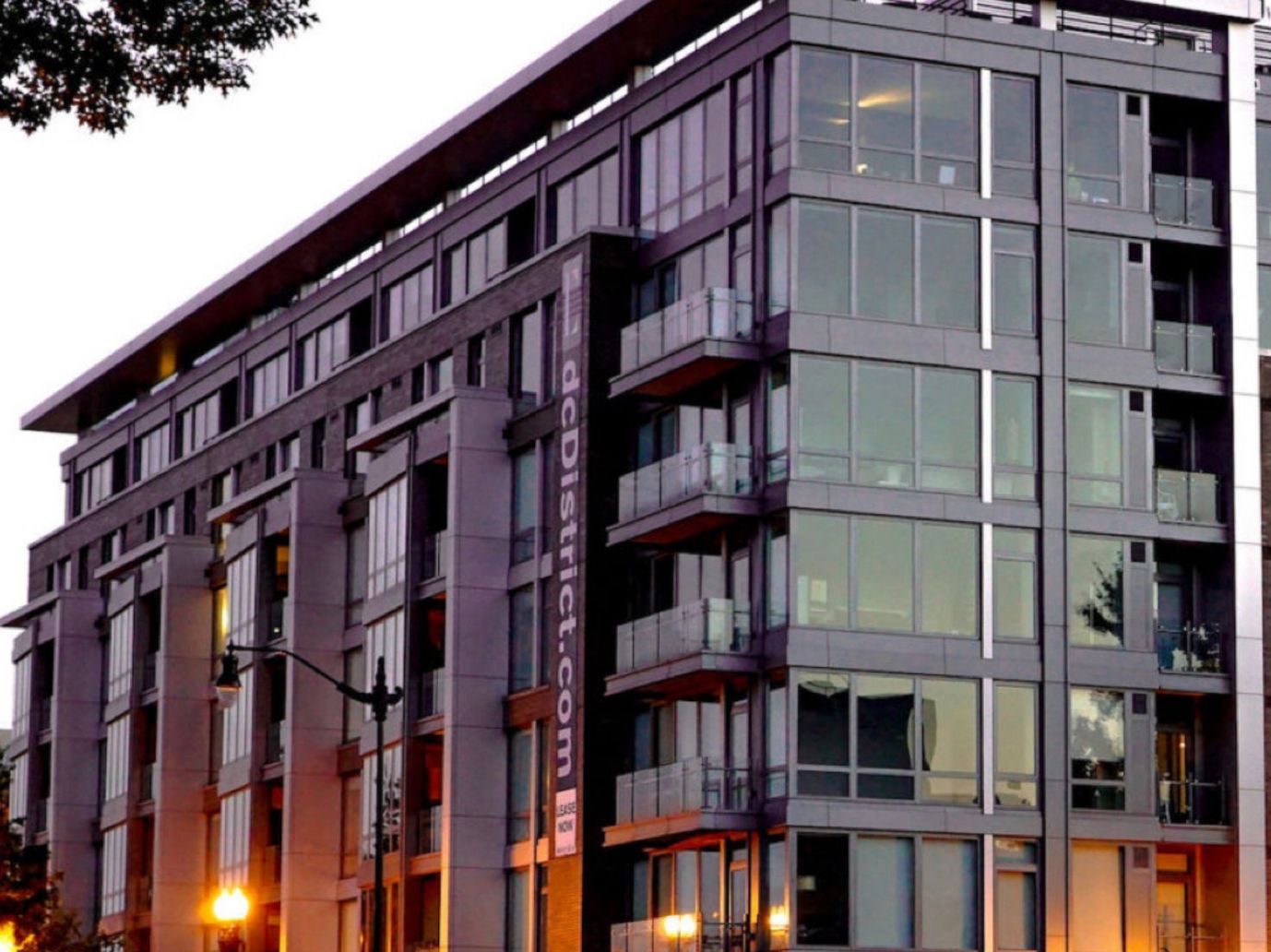 Are private buyers crazy?  How buying at an apartment complex at a 4 cap can generate a 10% IRR