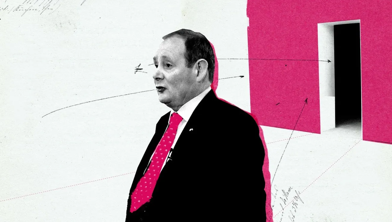 George Holmes suspended as vice chancellor as the police move in