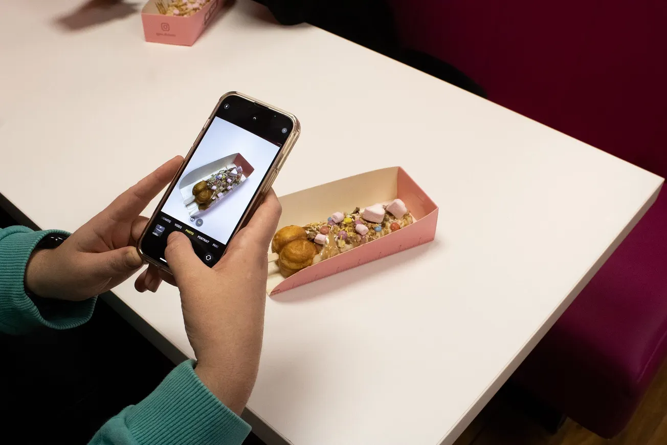 Manchester's dreadful gimmick economy and making friends across generations 