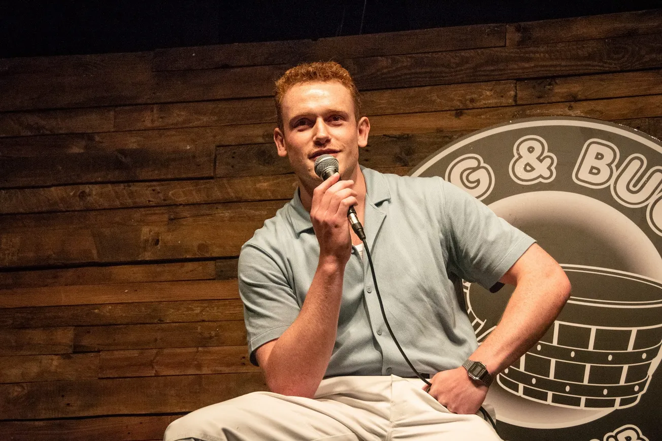 An undercover journalist walks into a comedy club...