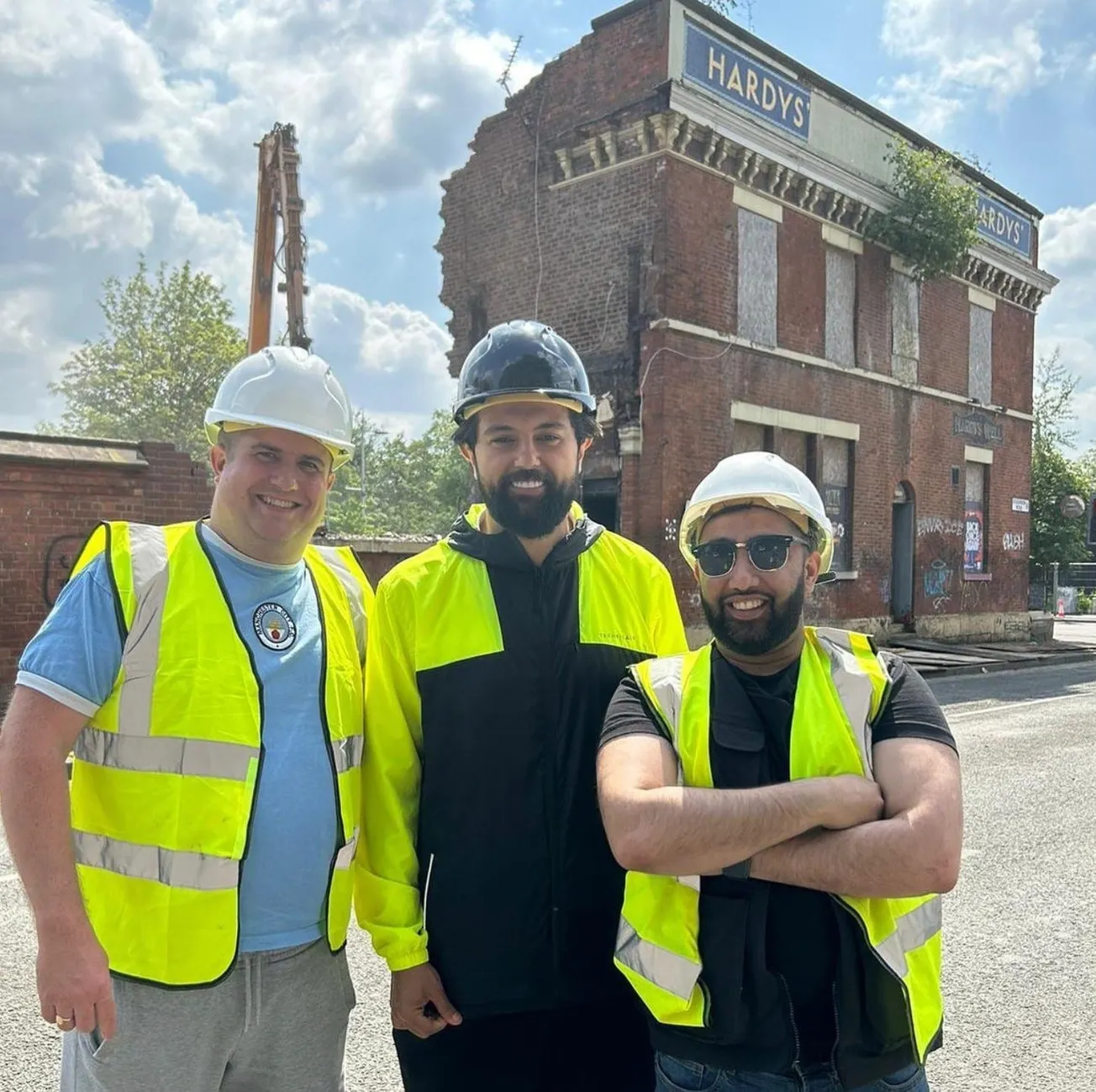 The Saudi developer and the burning pub: What happened at Hardy’s Well? 