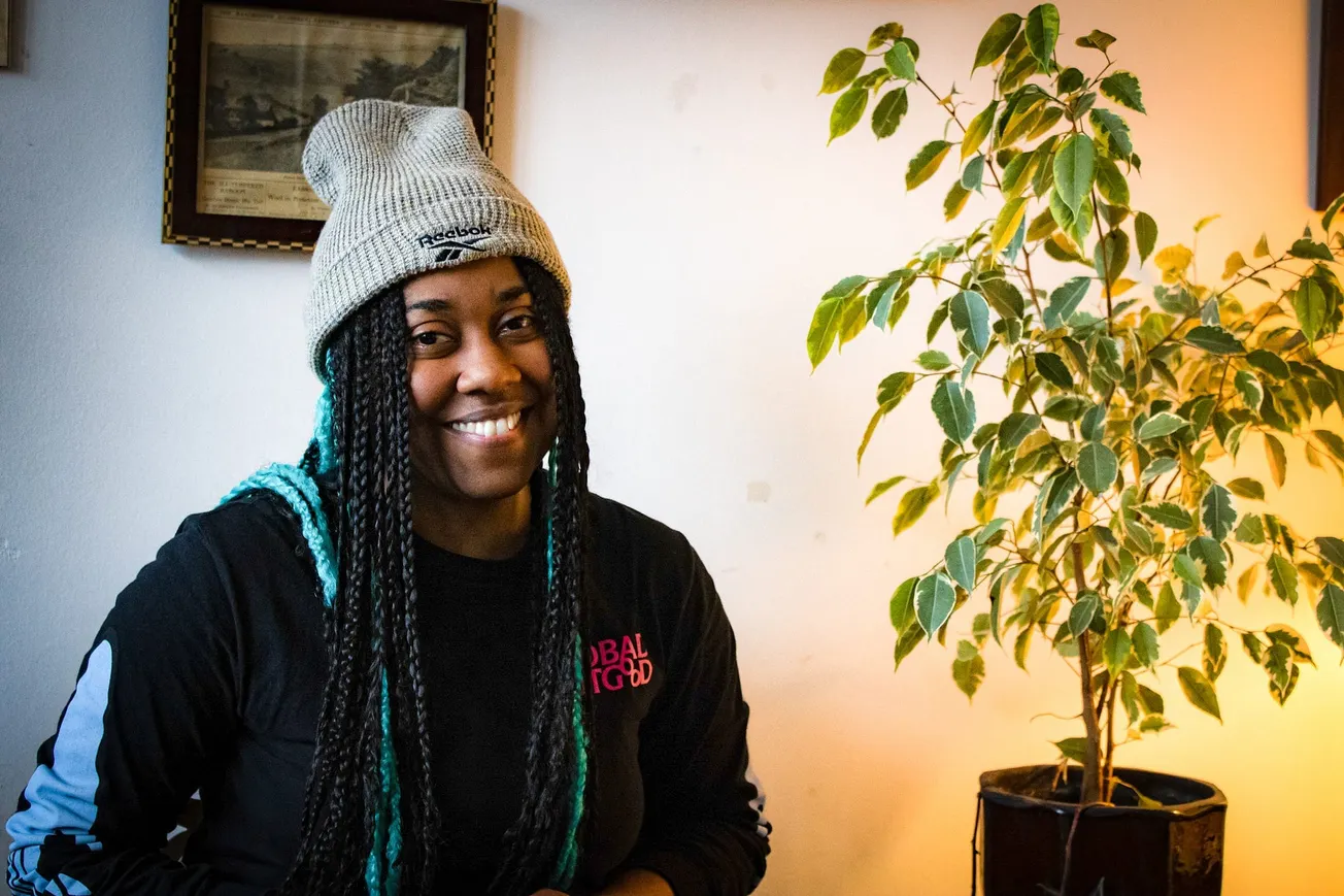 Can Keisha Thompson make weird work at Contact Theatre? 