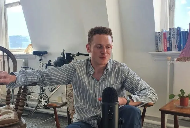 ‘Loving Father, Transphobic Traphephiliac’... hang on, what?