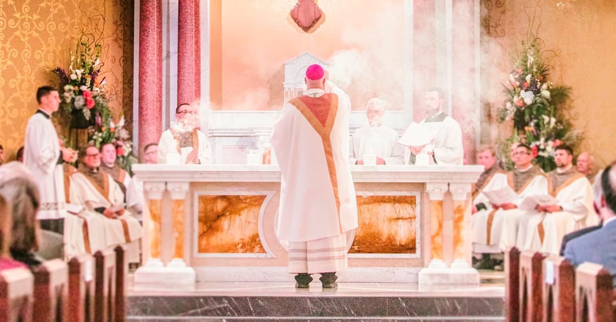 ¿Te cuesta asistir a Misa? Sacerdote te propone un desafío