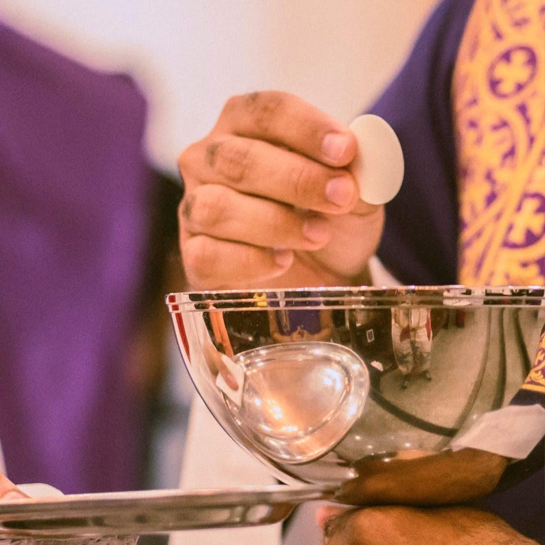 7 potentes efectos de la Santa Eucaristía para nuestras almas