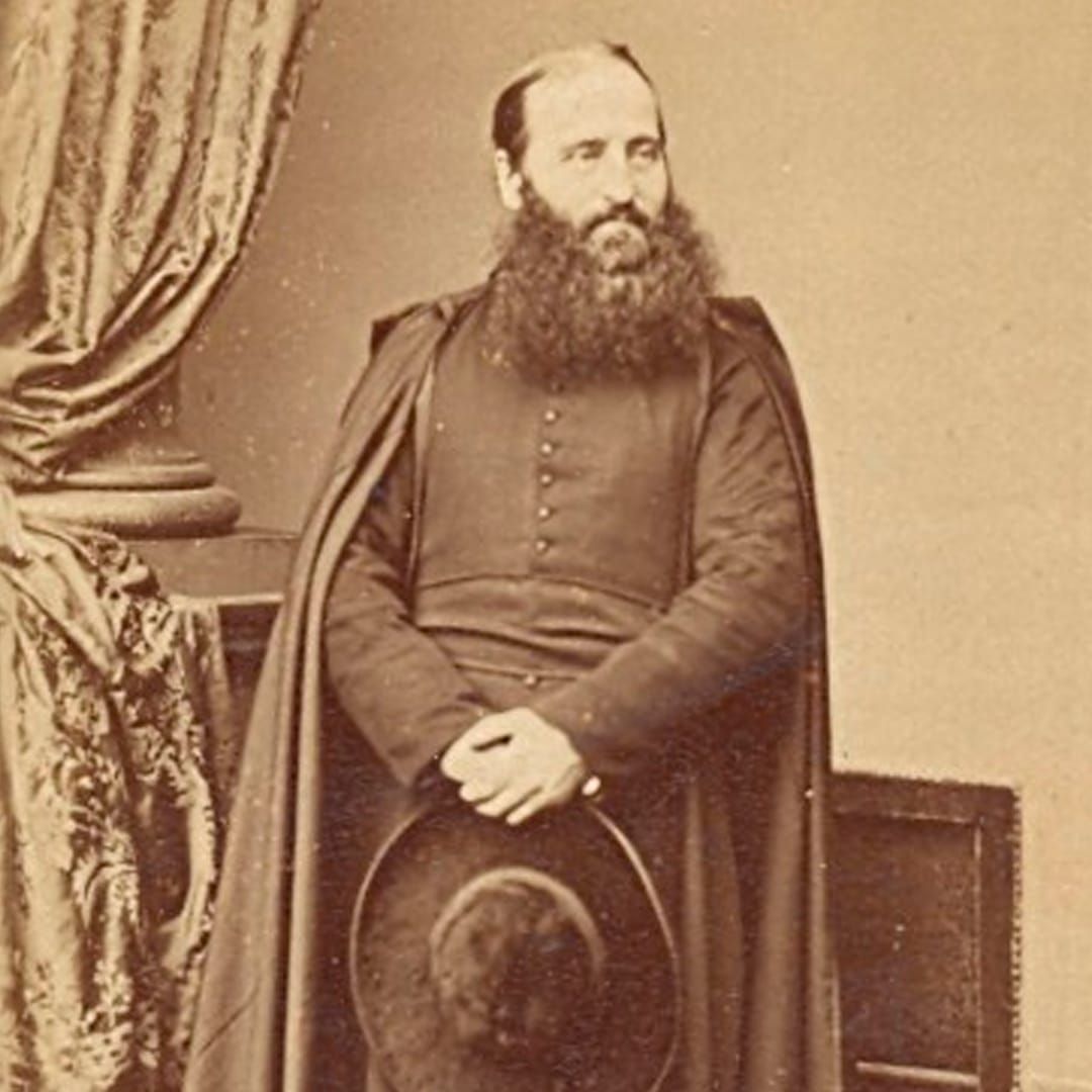 conversión católica, sacerdote misionero, sacerdote convertido, medalla milagrosa, 