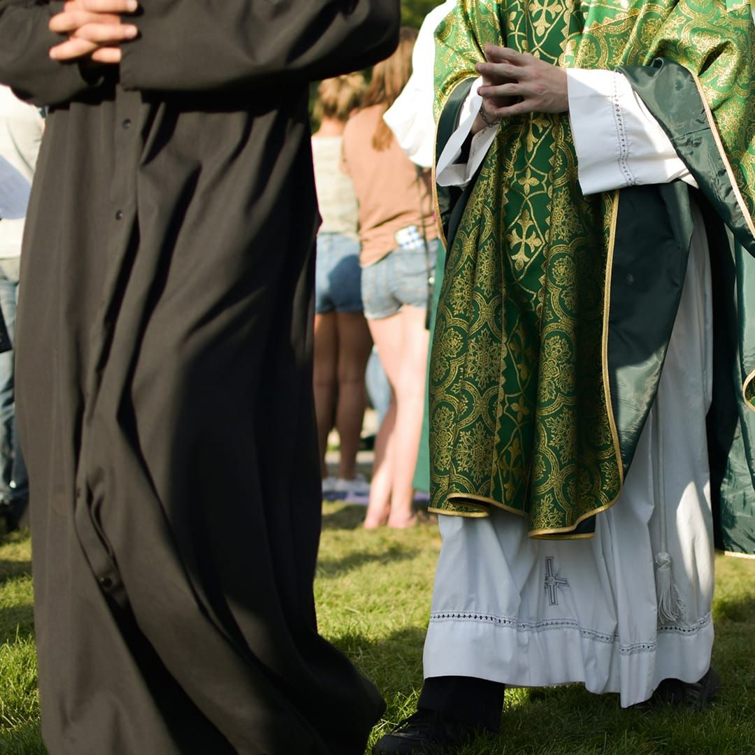 seminario, vida consagrada, sacerdote católico