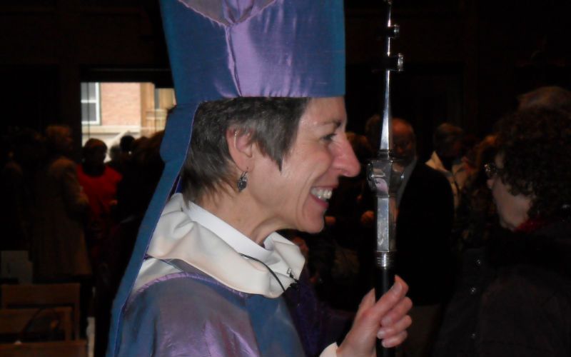 Si todos somos iguales... ¿Por qué las mujeres no pueden ser sacerdotes?