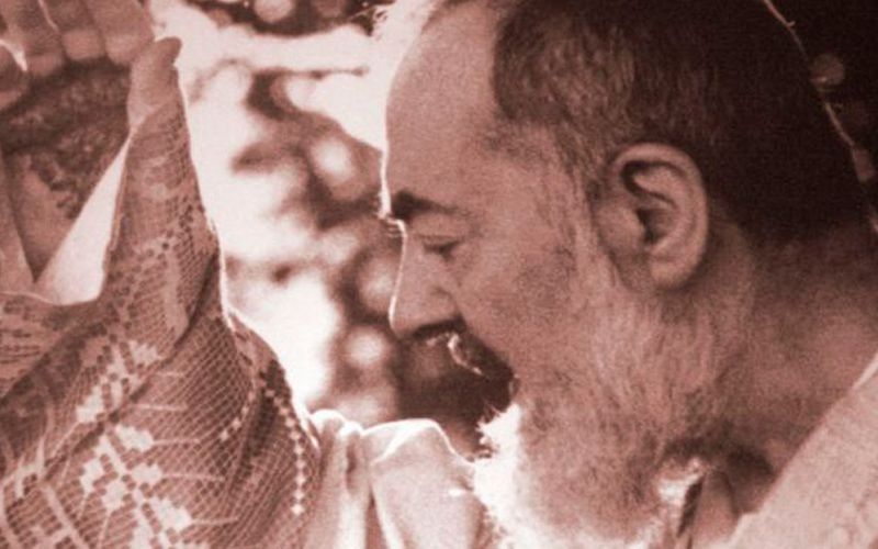 Cinco santos que lucharon contra el demonio