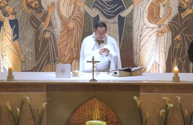 Video: Así es la Consagración en Arameo, el idioma de Jesucristo