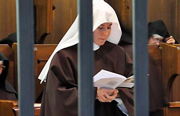 De agnóstica a una vida religiosa de oración, el cambio radical de Sor Clara