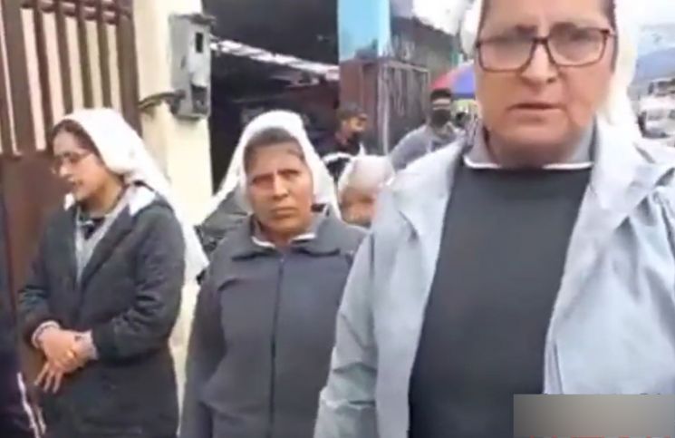 [Video] Religiosas persiguen y atrapan al ladrón que había robado en su convento