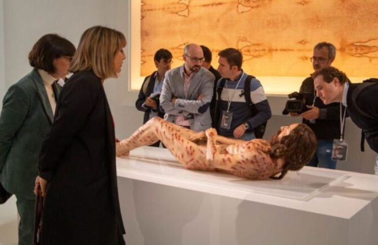 El impresionante reconstrucción del cuerpo de Jesús inspirada en la Sábana Santa