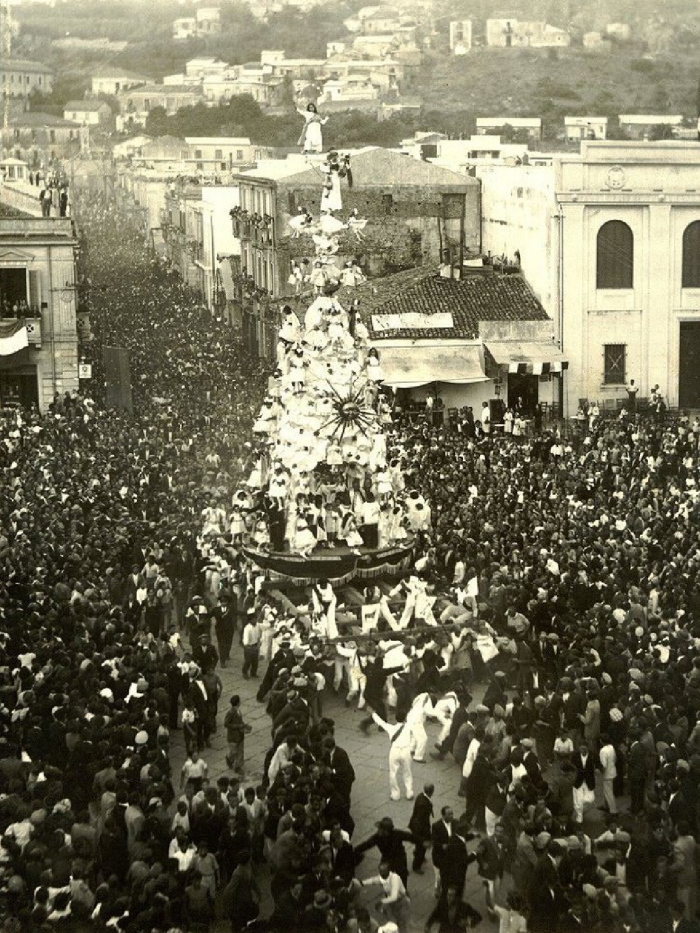 Public Domain, Wikipedia