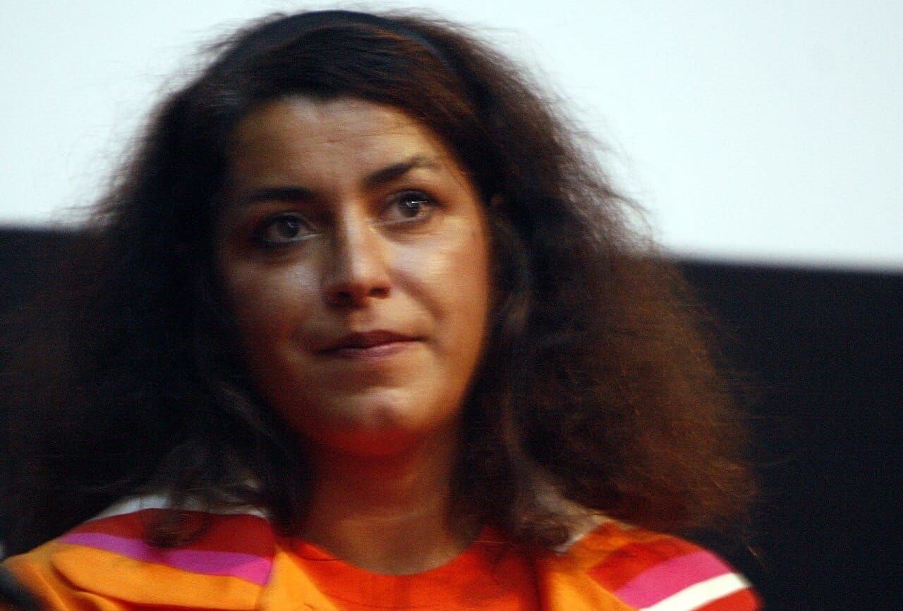 In memory of Marjane Satrapi, with gratitude