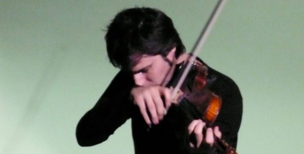 A Bright Moon Over the Dunes: Memories of Japan Become Music in Eric Gorfain's "Kyo Shu"