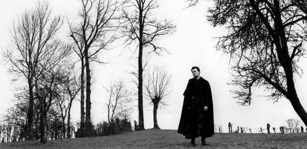 Diary of a Country Priest (1951)