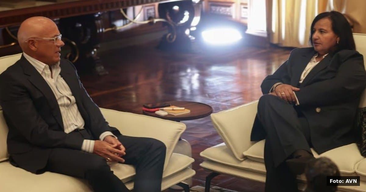 Gobierno y oposición se sientan en Caracas: comienza una nueva ronda de diálogo enfocada en el "consenso" antes que en las elecciones