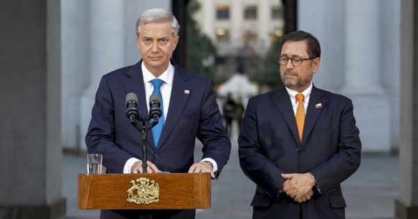 Chile y Venezuela inician el restablecimiento de sus relaciones diplomáticas, días después del acuerdo con Perú
