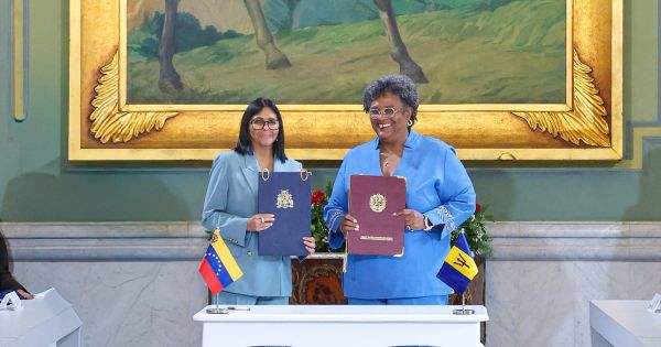 Venezuela y Barbados ratifican en Caracas la declaración conjunta que abre la etapa de la unión económica