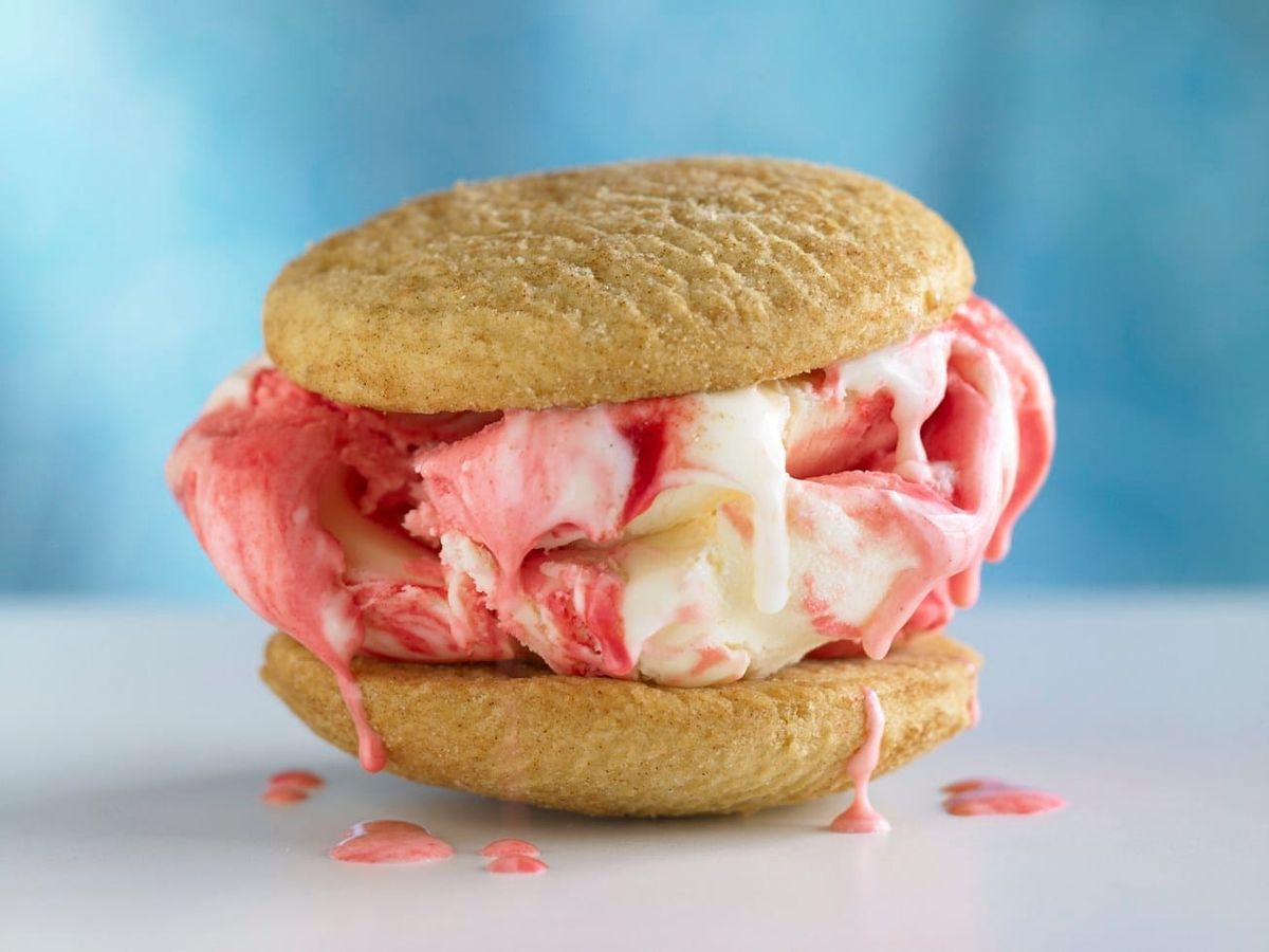 How the Founder of Coolhaus Rolled the Dice On a $2,500 Truck and Turned It Into A Multi-Million Dollar Business