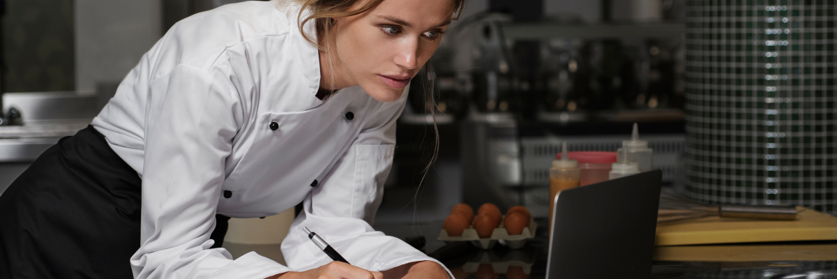 Guide to starting a personal chef business -- Traqly Blog