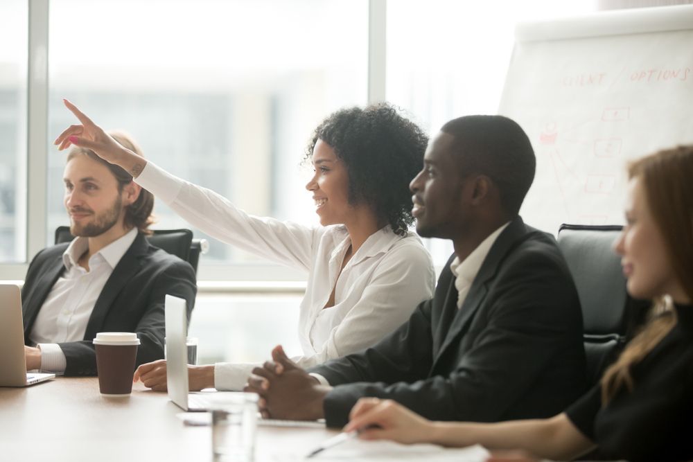 Case Study: Competitive Analysis and Market Landscape for Large Market Commercial Cards​​