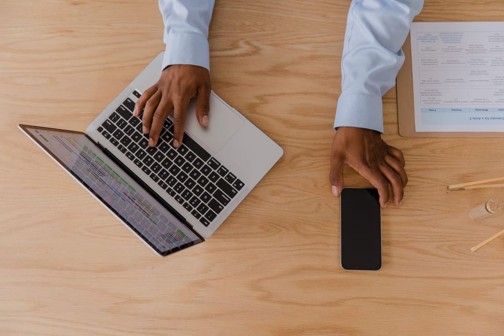 Jobber vs Housecall Pro: Which One Is Right for Your Contracting Business?