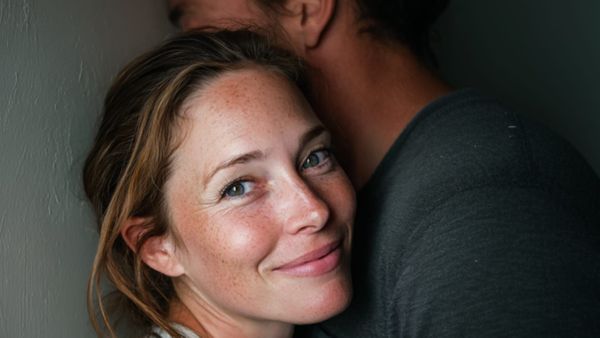 BF-PROMO-redstripecouple2