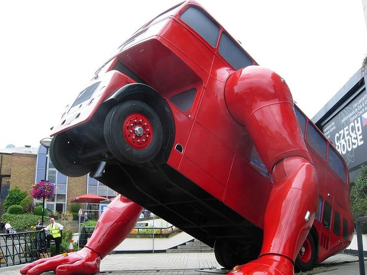 https://commons.wikimedia.org/wiki/File:London_Booster_2012_-_geograph.org.uk_-_3072376.jpg